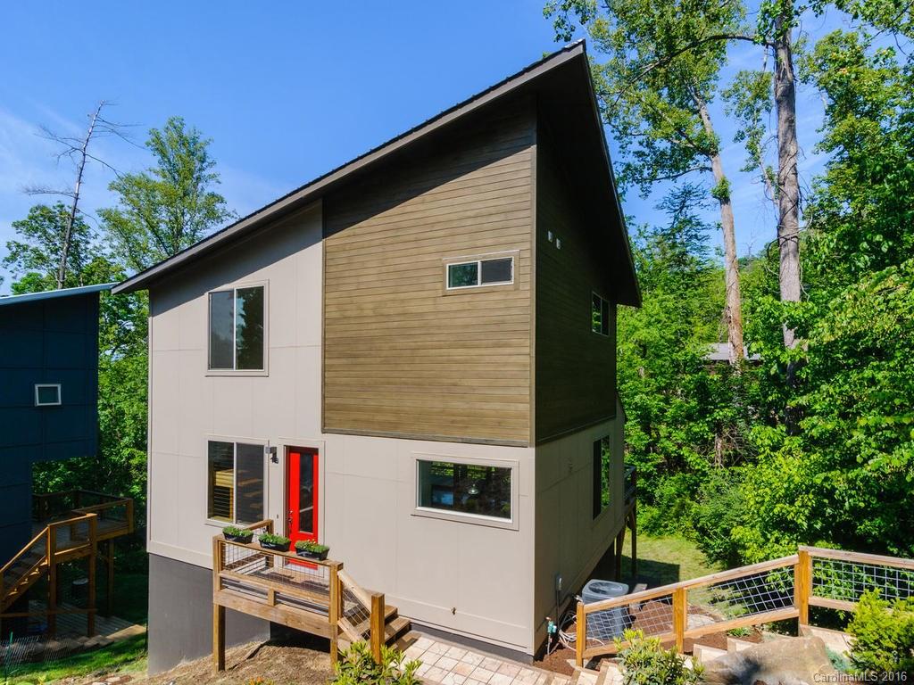 16 Stillwell Street Asheville NC 28804