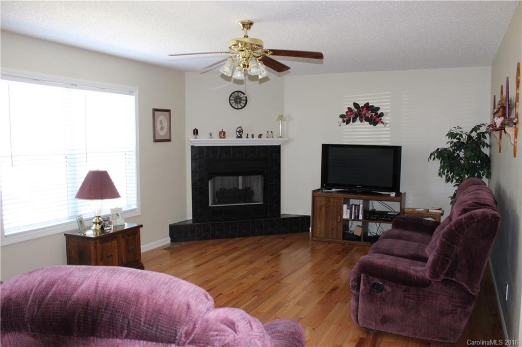 106 Onyx Drive Fairview NC 28730