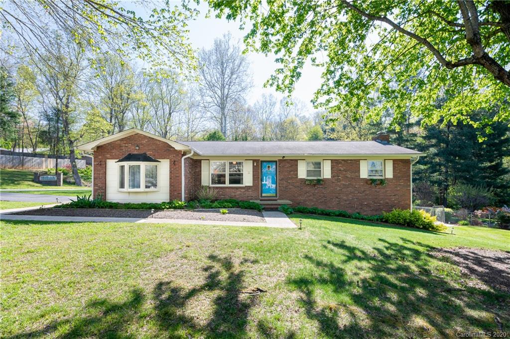 26 Sunset Drive Swannanoa NC 28778