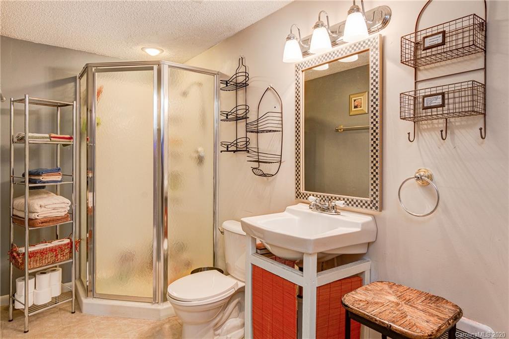 26 Sunset Drive Swannanoa NC 28778