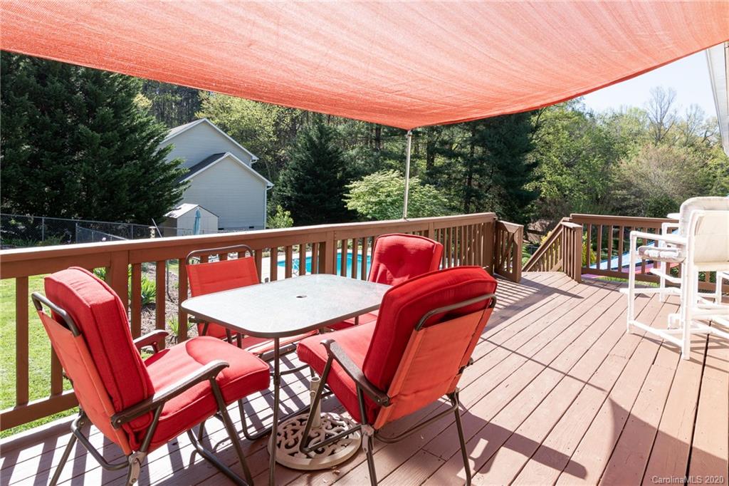 26 Sunset Drive Swannanoa NC 28778