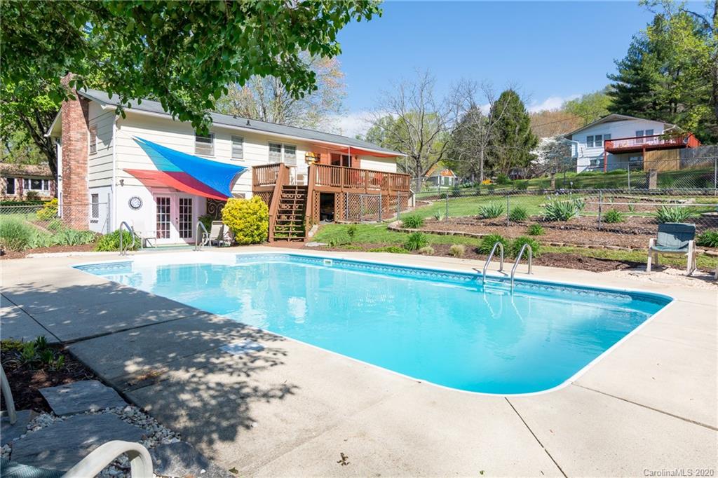 26 Sunset Drive Swannanoa NC 28778