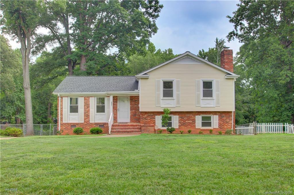 6631 Somersworth Drive Charlotte NC 28215