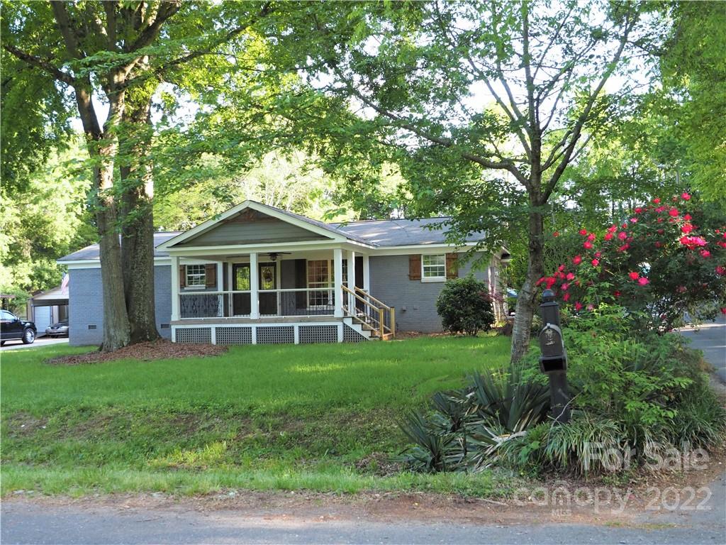 300 Amon Lane Pineville NC 28134