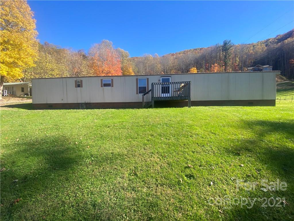 206 Ray Mine Road Burnsville NC 28714
