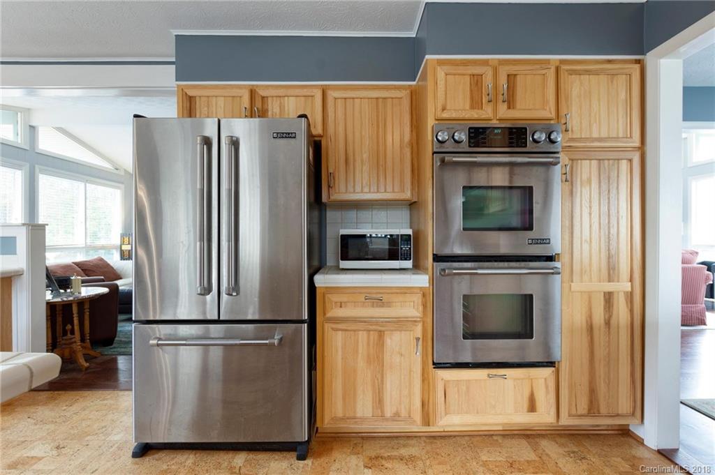 304 Lakeshore Drive Asheville NC 28804