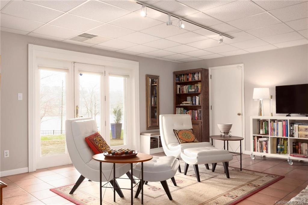 304 Lakeshore Drive Asheville NC 28804