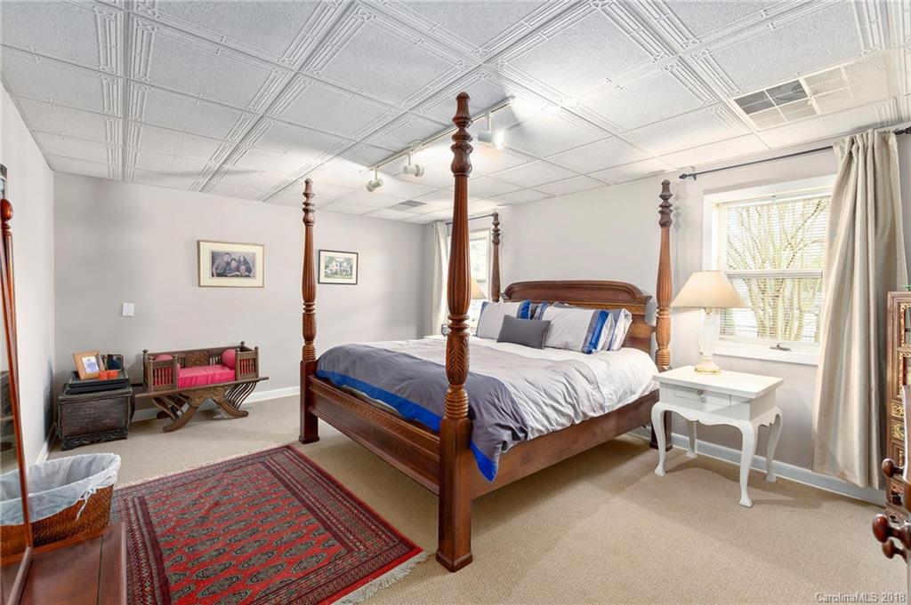 304 Lakeshore Drive Asheville NC 28804