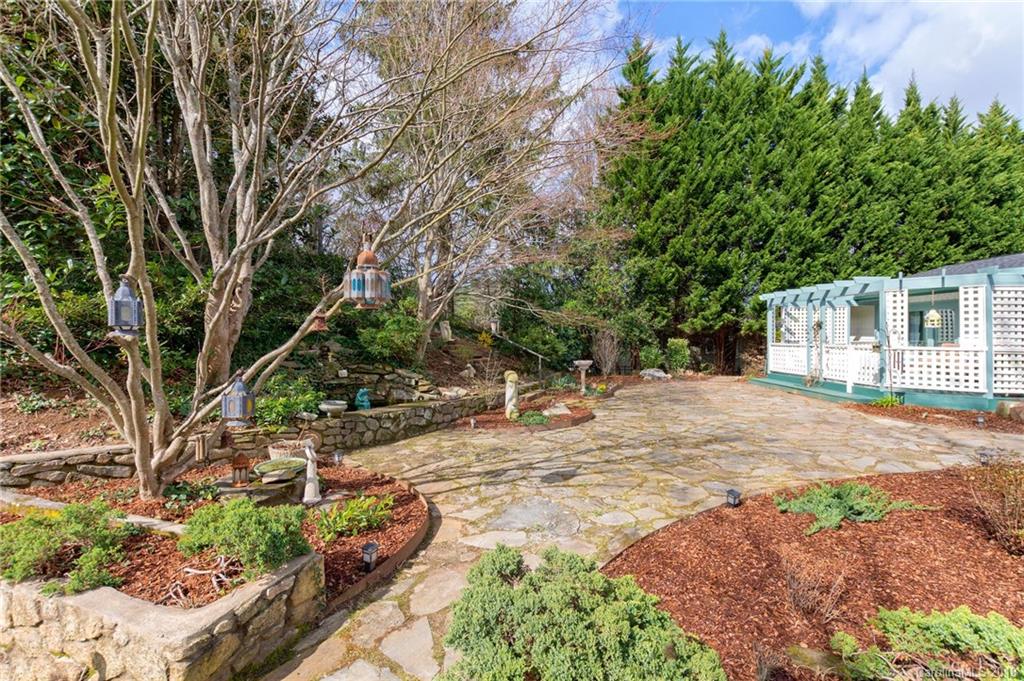 304 Lakeshore Drive Asheville NC 28804