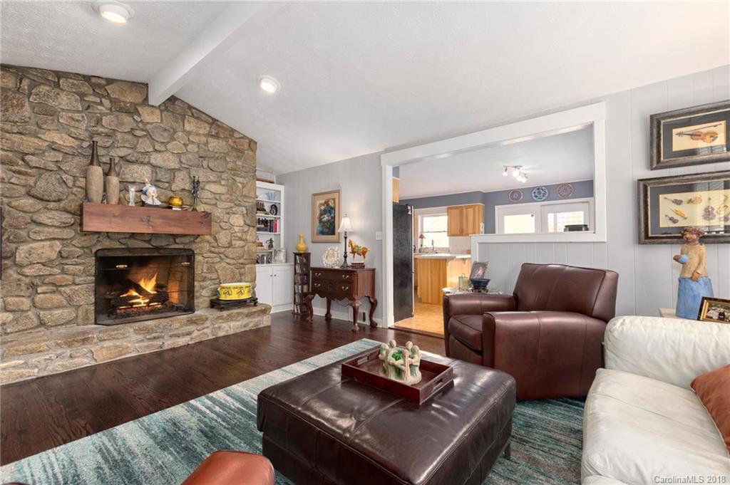 304 Lakeshore Drive Asheville NC 28804