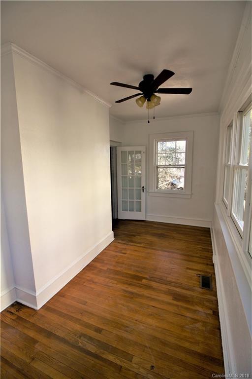 40 Woodvale Avenue Asheville NC 28804