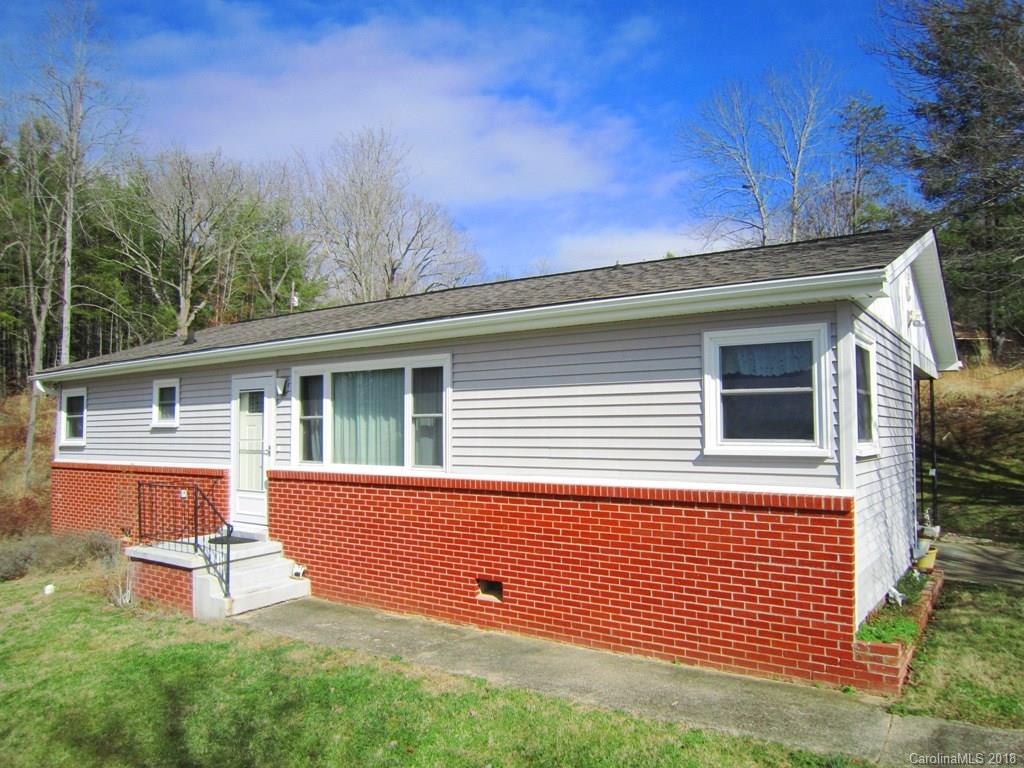 12 Oakland Street Weaverville NC 28787