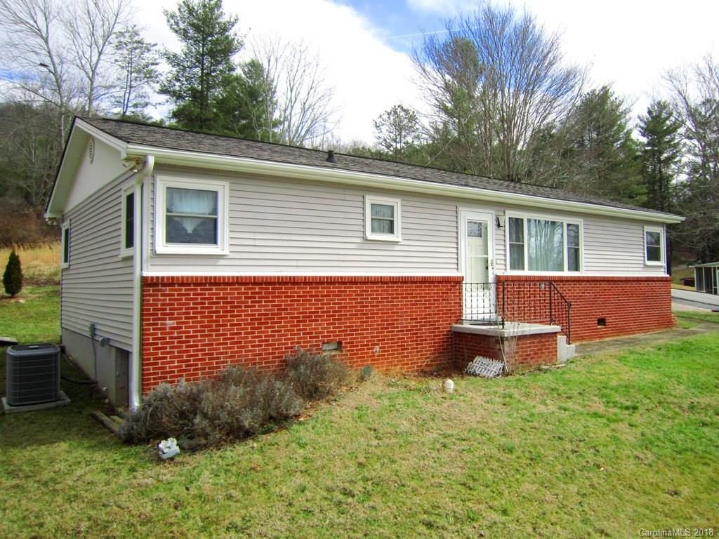 12 Oakland Street Weaverville NC 28787