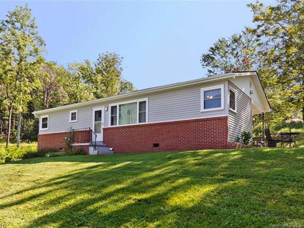 12 Oakland Street Weaverville NC 28787