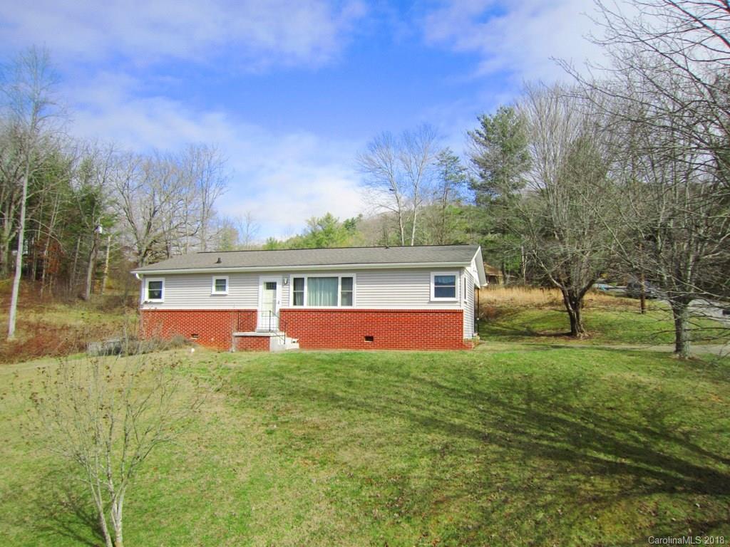 12 Oakland Street Weaverville NC 28787