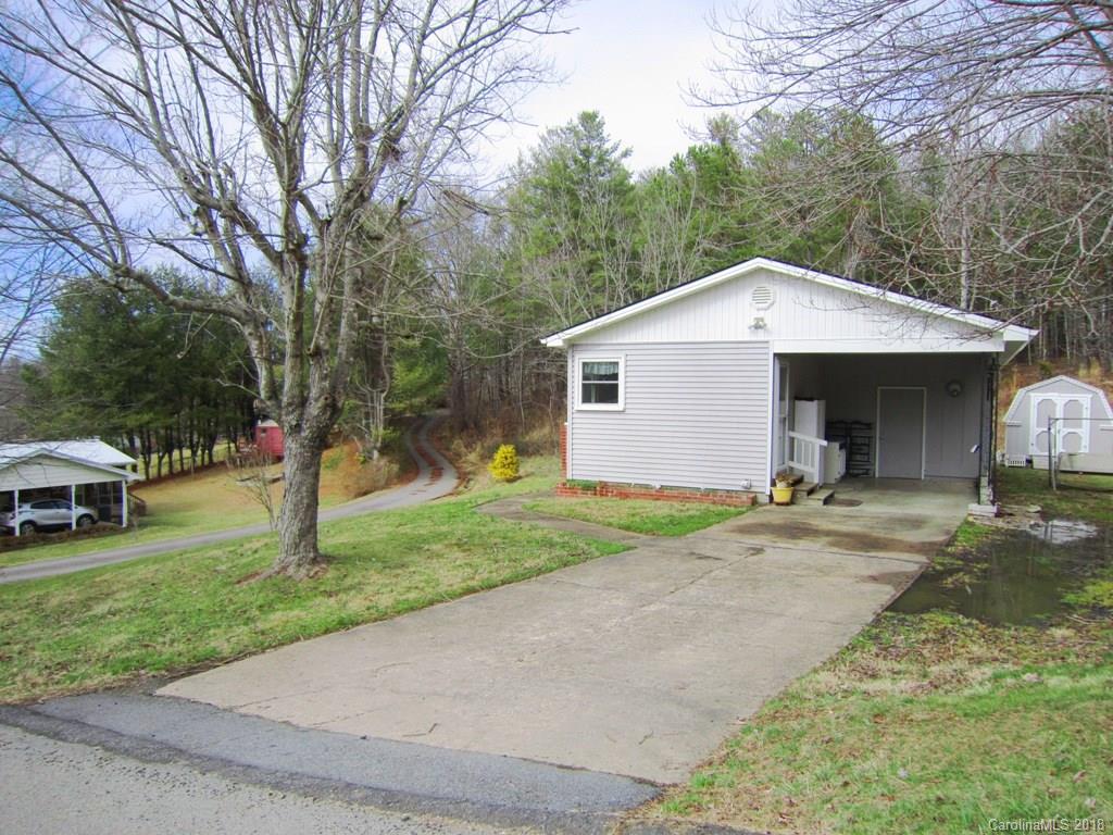 12 Oakland Street Weaverville NC 28787