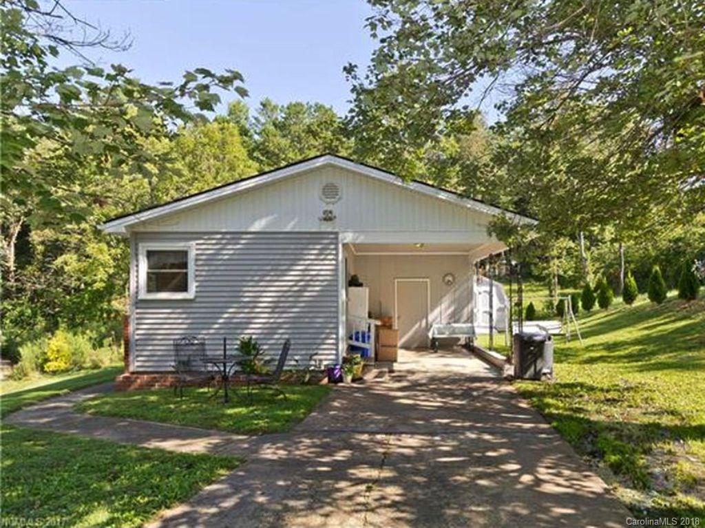 12 Oakland Street Weaverville NC 28787