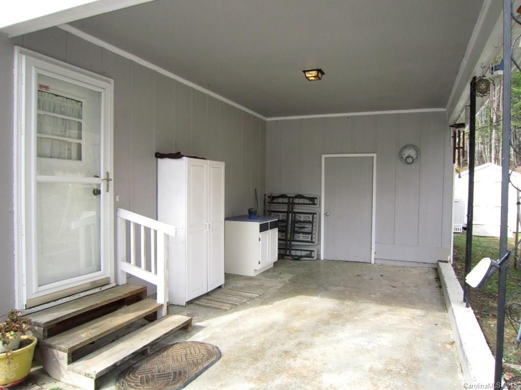 12 Oakland Street Weaverville NC 28787