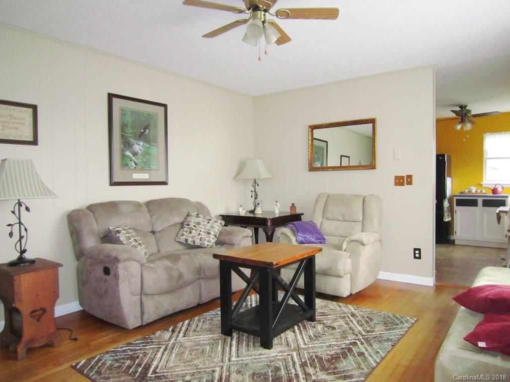 12 Oakland Street Weaverville NC 28787