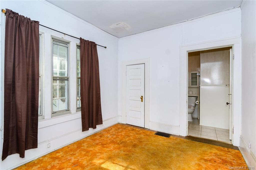 60 Henrietta Street Asheville NC 28801