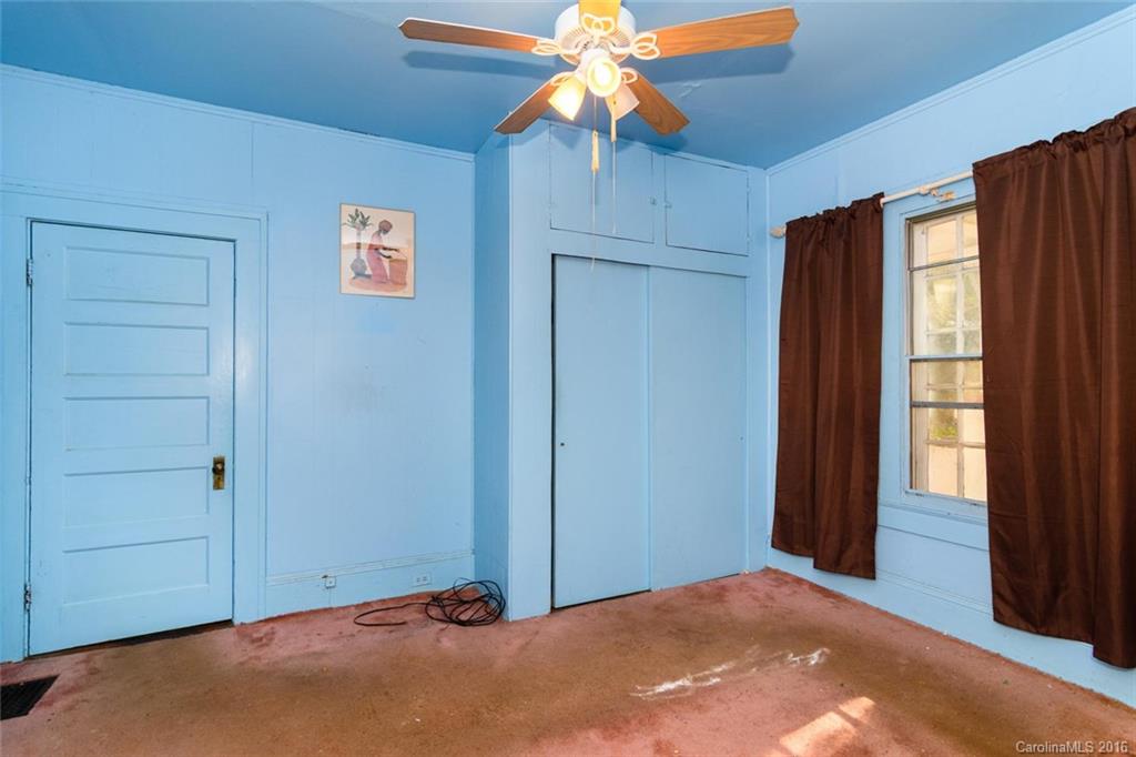 60 Henrietta Street Asheville NC 28801