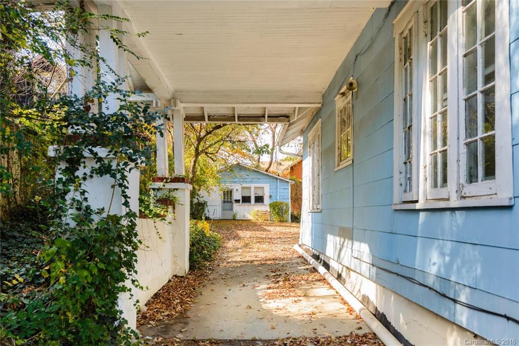 60 Henrietta Street Asheville NC 28801