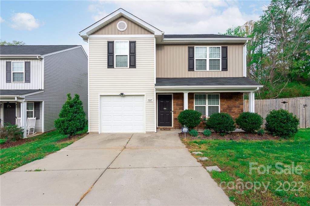 5327 Artesa Court Charlotte NC 28214
