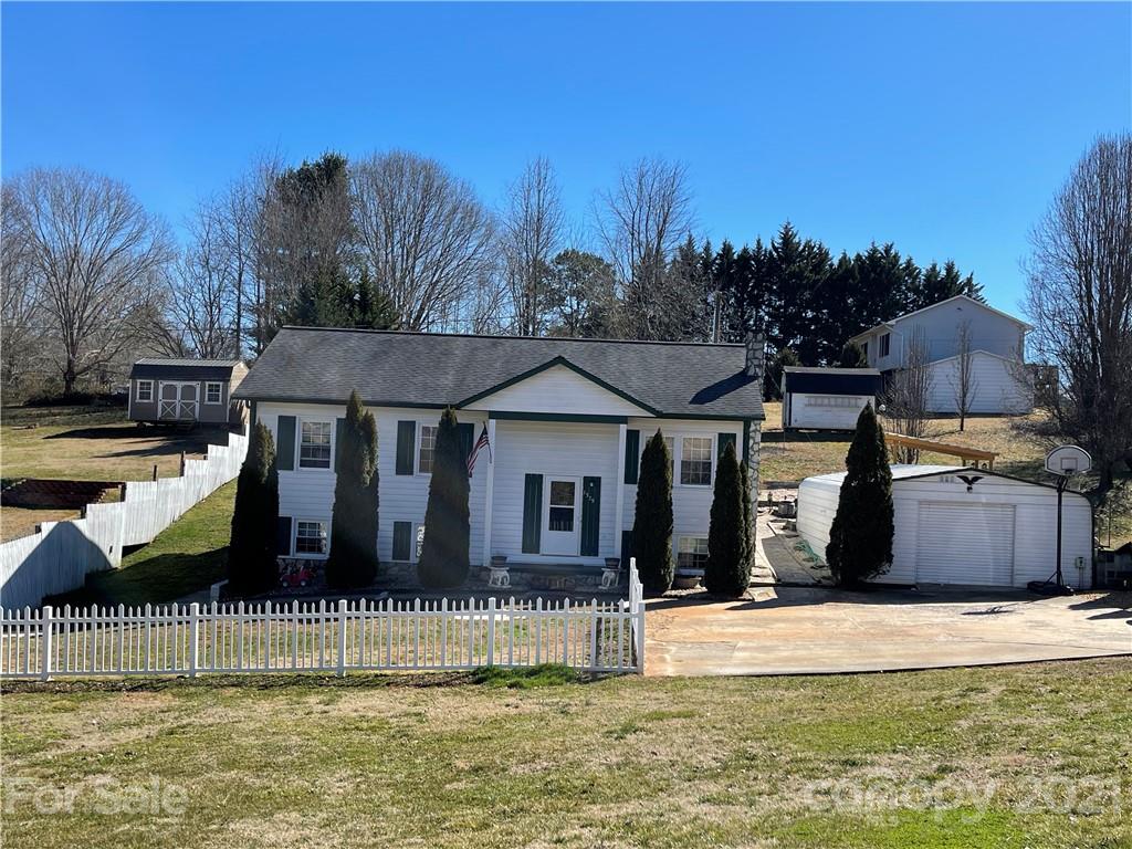 1579 Baton School Road Granite Falls NC 28630