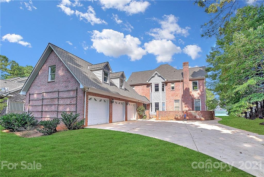 8019 Ravenwood Lane Stanley NC 28164