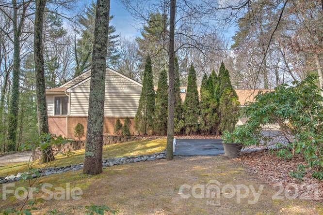 302 Main Street Fairview NC 28730