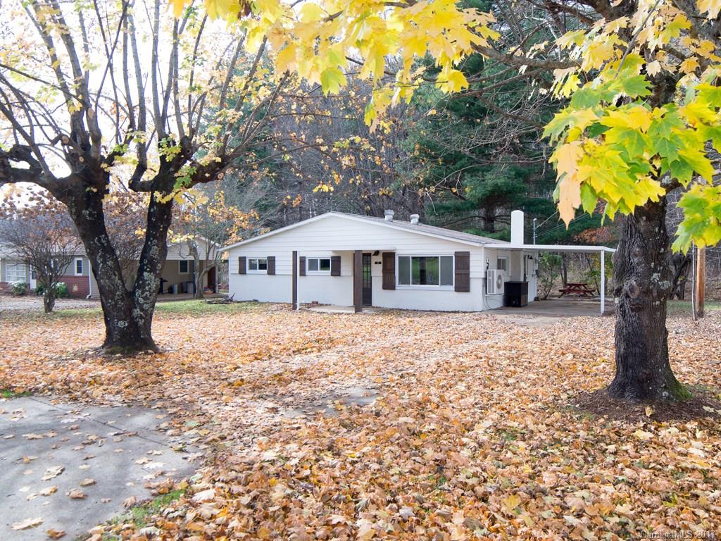 35 Cherry Lane Burnsville NC 28714