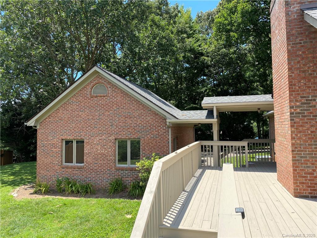 41 Forest Knoll Drive Weaverville NC 28787