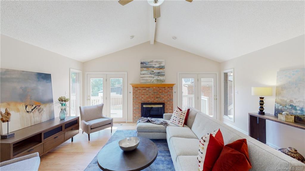41 Forest Knoll Drive Weaverville NC 28787