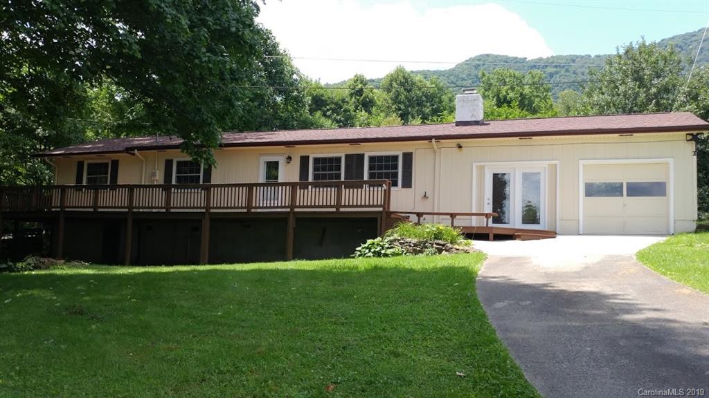 633 Shelton Cove Road Waynesville NC 28785