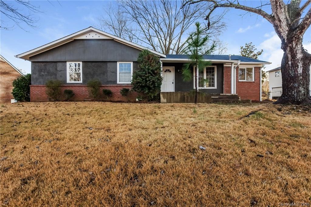 6009 Farm Pond Lane Charlotte NC 28212