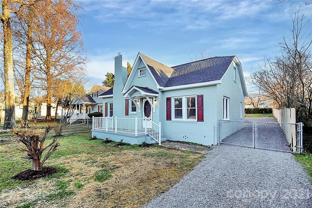 3820 Freedom Drive Charlotte NC 28208