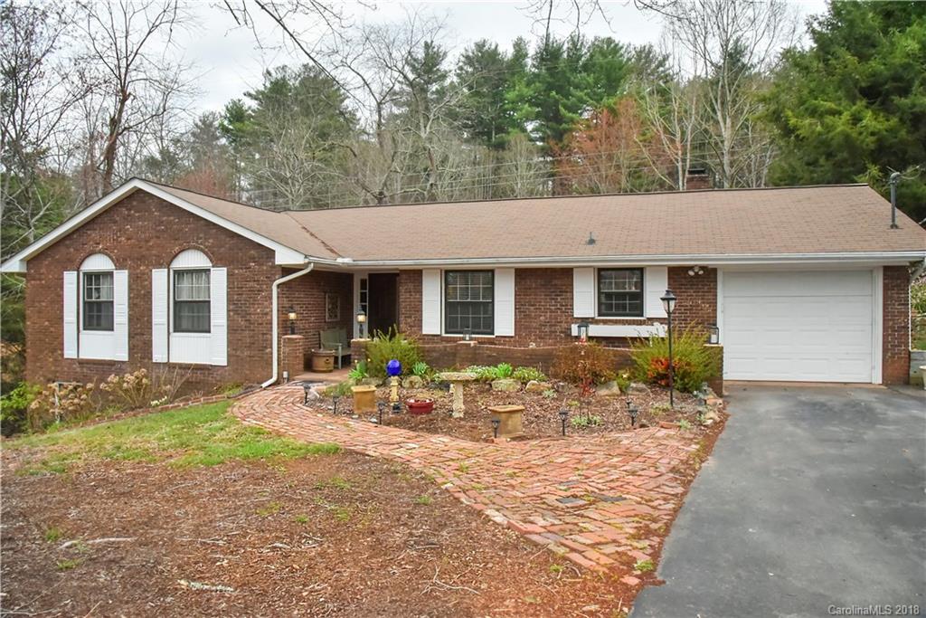 33 Fieldcrest Circle Asheville NC 28806