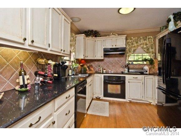 89 Hidden Falls Drive Asheville NC 28804