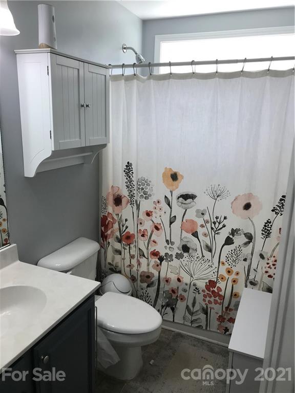 189 Pamlico Road Fletcher NC 28732