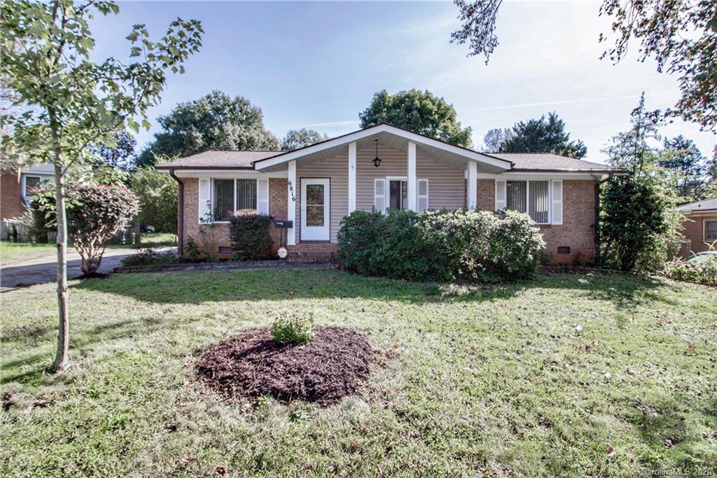 6816 Covecreek Drive Charlotte NC 28215