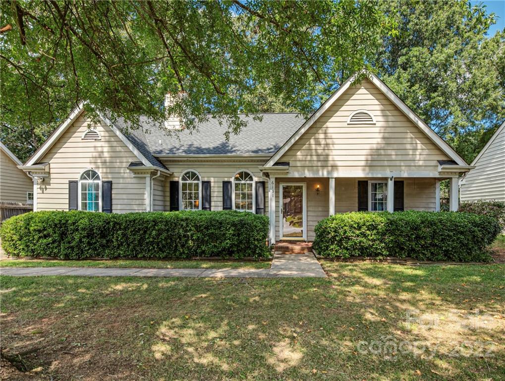 6131 Sunstone Drive Charlotte NC 28269
