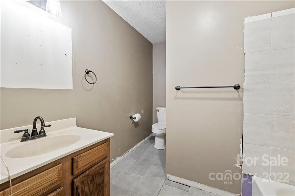 1 Beechwood Knoll Road Weaverville NC 28787
