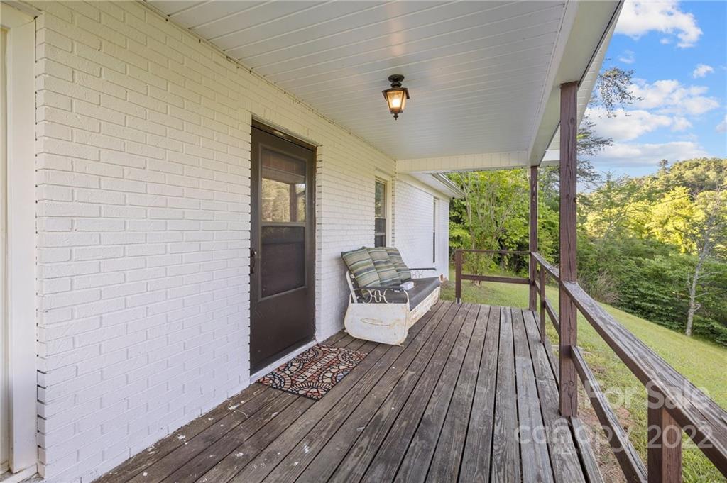 1 Beechwood Knoll Road Weaverville NC 28787