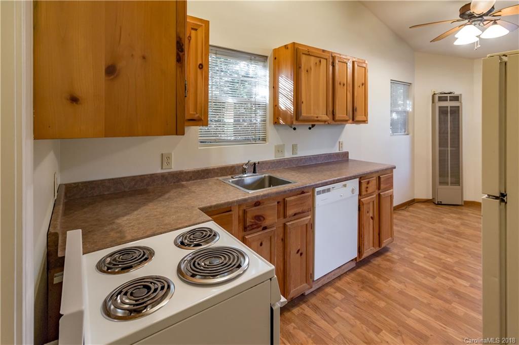 196 Glendale Avenue Asheville NC 28803