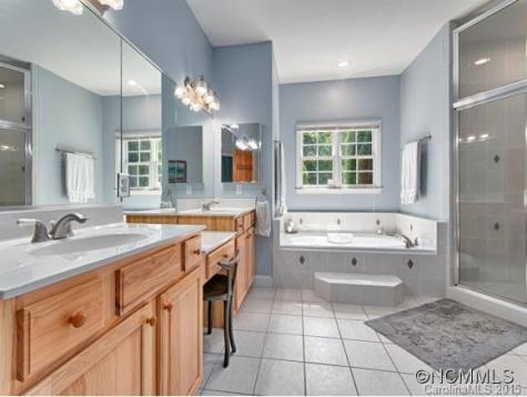 10 Sweet Brook Drive Weaverville NC 28787