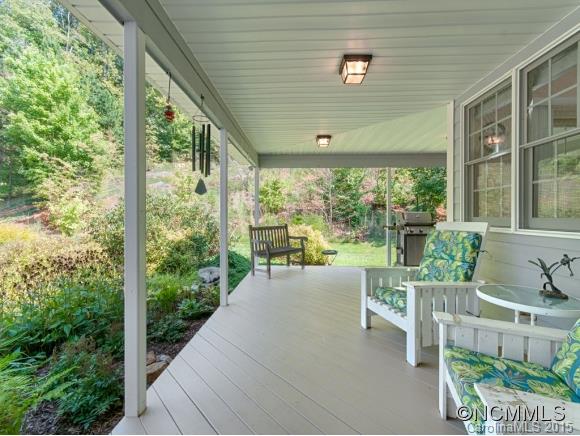 10 Sweet Brook Drive Weaverville NC 28787