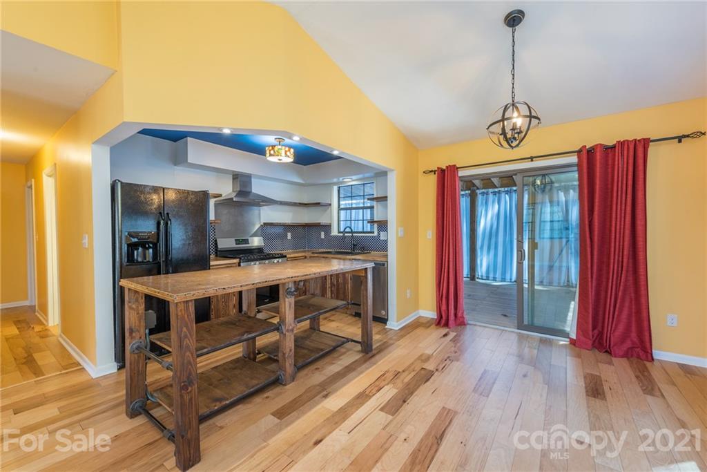 91 Deep Woods Road Weaverville NC 28787
