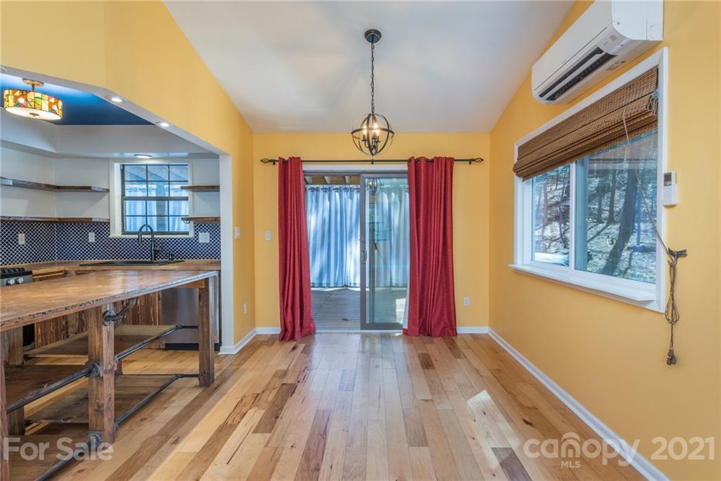 91 Deep Woods Road Weaverville NC 28787