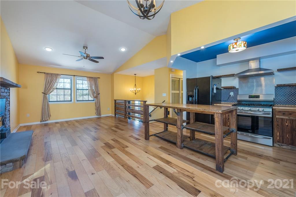 91 Deep Woods Road Weaverville NC 28787