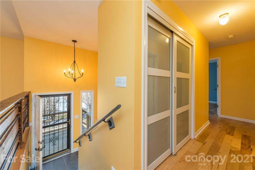 91 Deep Woods Road Weaverville NC 28787